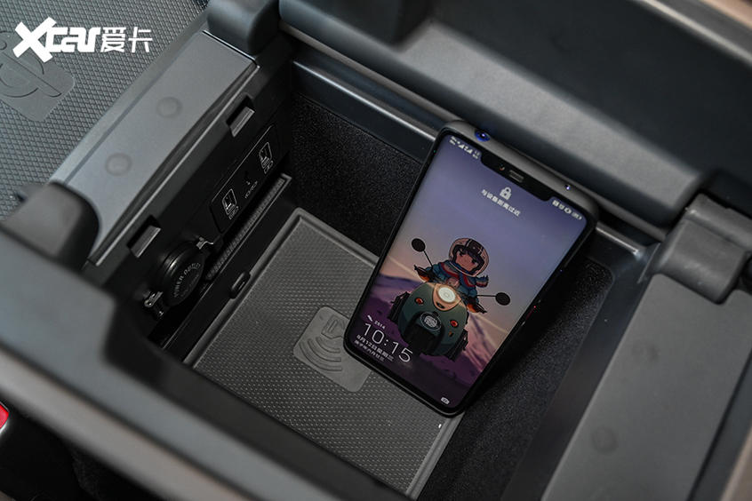 實拍比亞迪漢DM