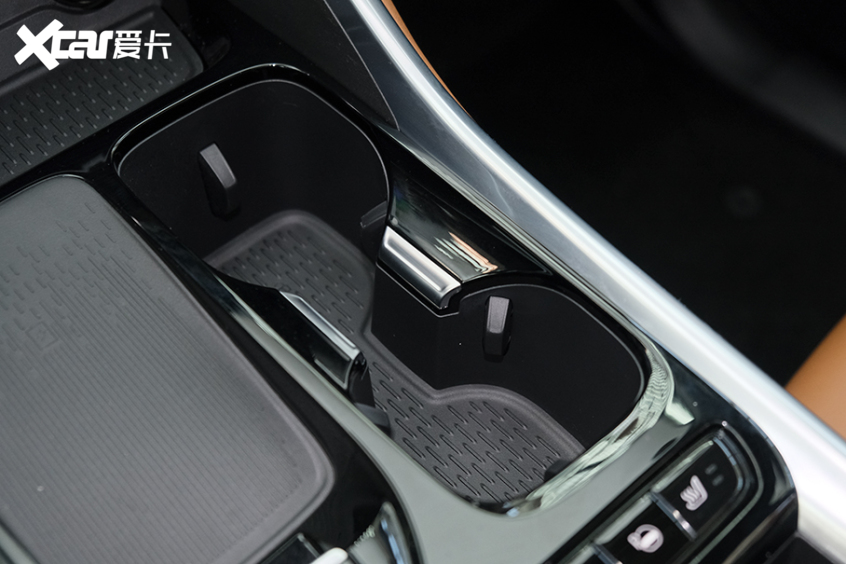 實(shí)拍上汽大通G50 PLUS