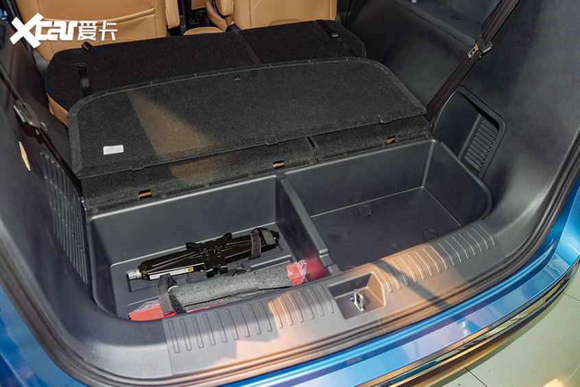 實(shí)拍上汽大通G50 PLUS