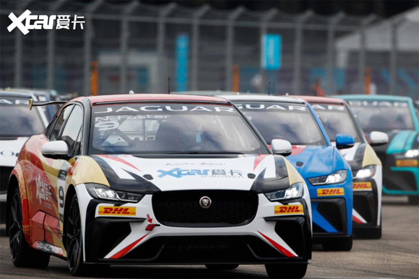 ݱI-Pace eTROPHYܾ