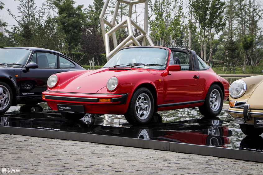 全新保时捷911
