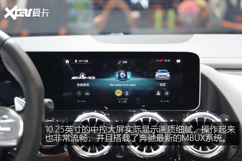 奔馳AMG GLA 35 GLB 35