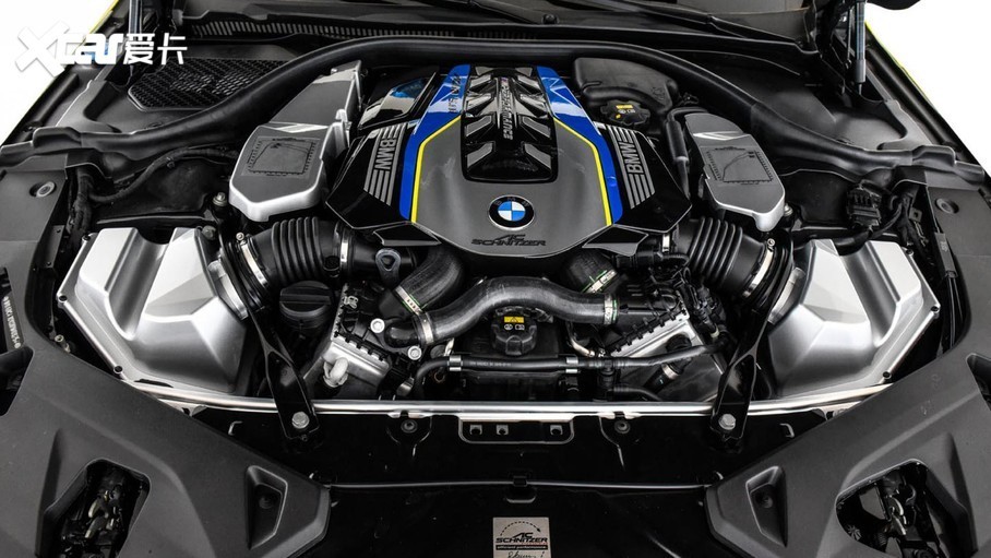 ԲƷAC Schnitzer̨4.4˫ѹV8µУԭ390kW523456kW612M85ŤҲõԭ750Nm840Nm