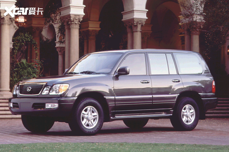 1998꣬ȡû֮ѸٻLC100ȫƽ̨˵ڶ͡LX470Ʋ˺ͬLSͬԣҳͷ˫ҲΪ˵ʱLX470ı־嵵θϳ˲С