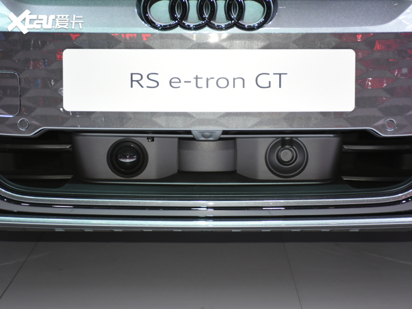 RS e-tron GT