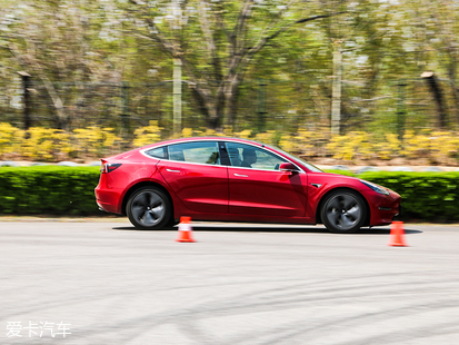 特斯拉；Model 3；评测；纯电动车