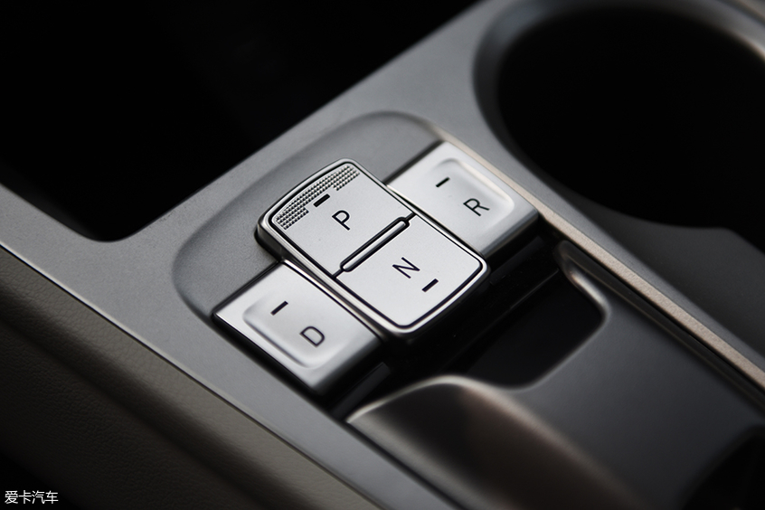 北京現代昂希諾純電動