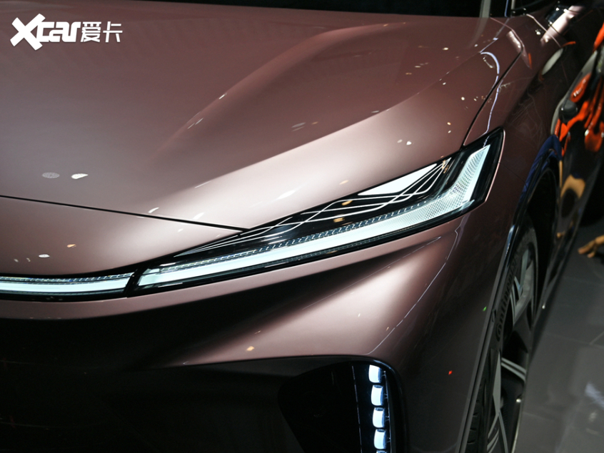 R汽車ES33量產版