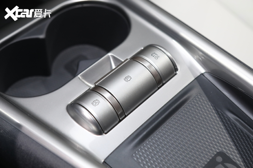 實拍比亞迪海豚