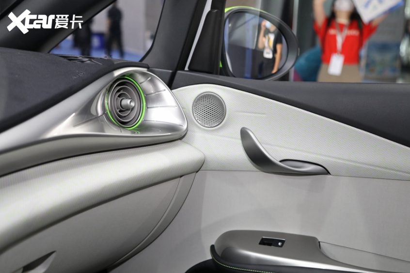 實拍比亞迪海豚