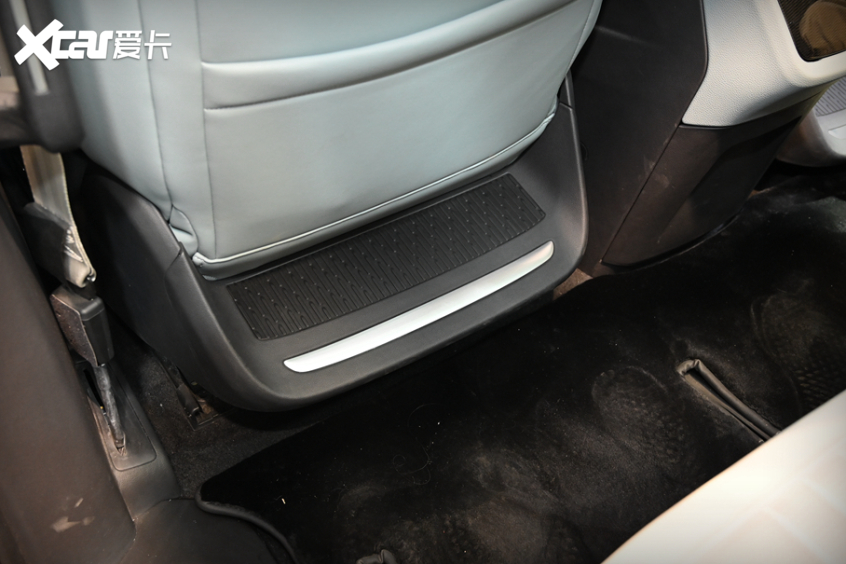 上汽大通MAXUS MIFA 9