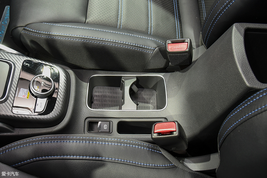 2017上海車(chē)展 比亞迪元EV靜態(tài)評(píng)測(cè)