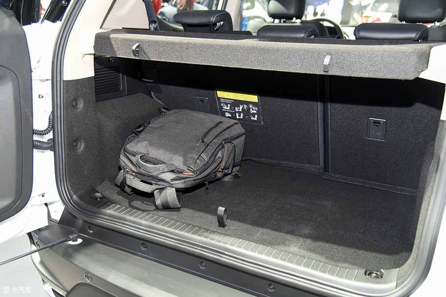 2017上海車(chē)展 比亞迪元EV靜態(tài)評(píng)測(cè)