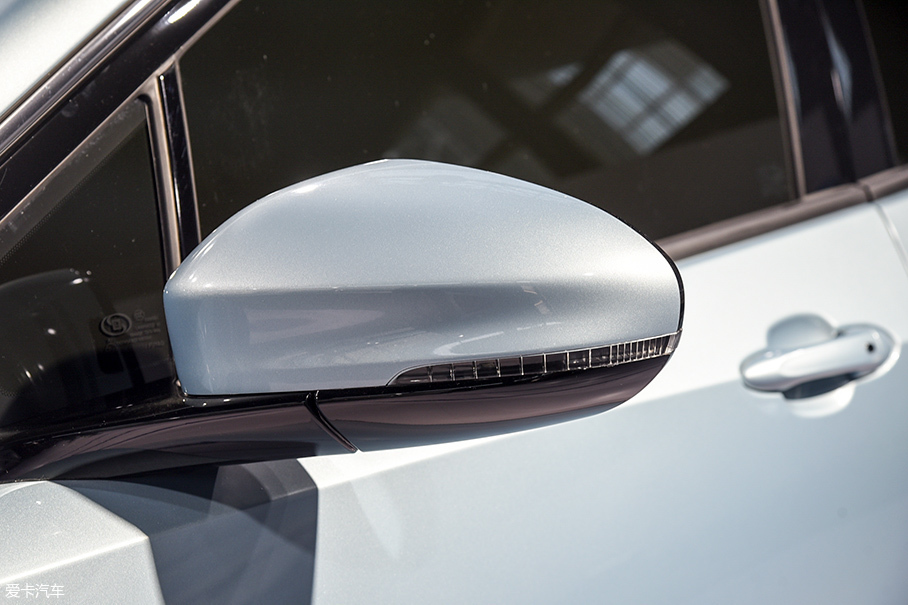 靜態體驗別克VELITE 6