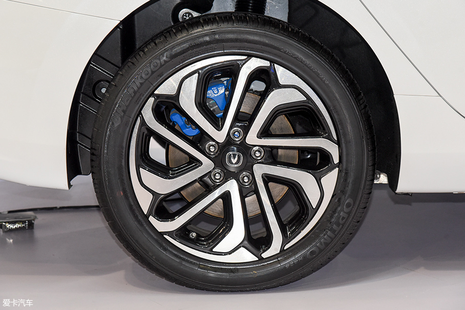 實拍全新長安逸動EV460