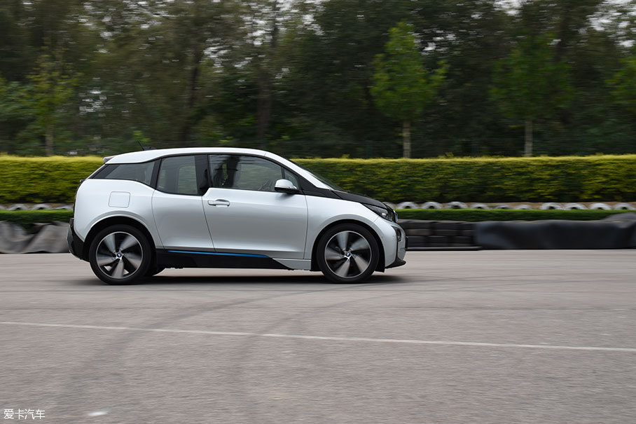 BMW i3评测