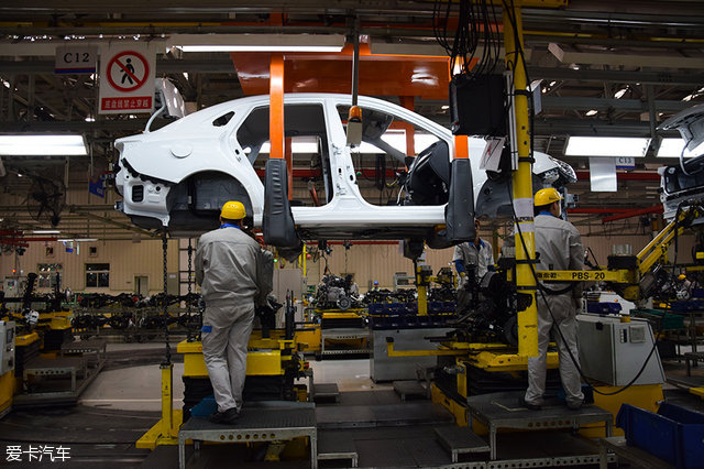 【图文】奔腾X40最新消息 | 探秘一汽轿车工厂