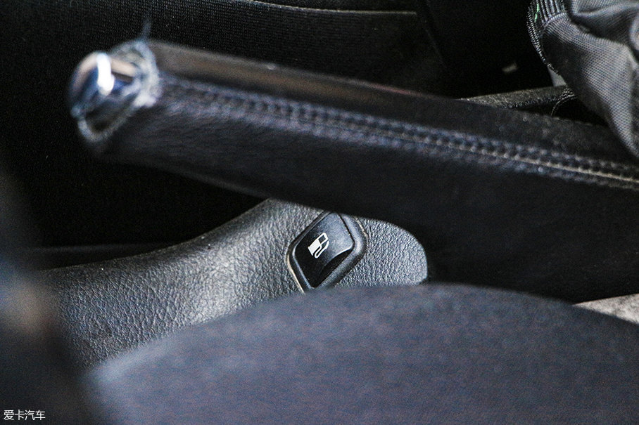 指触经典车