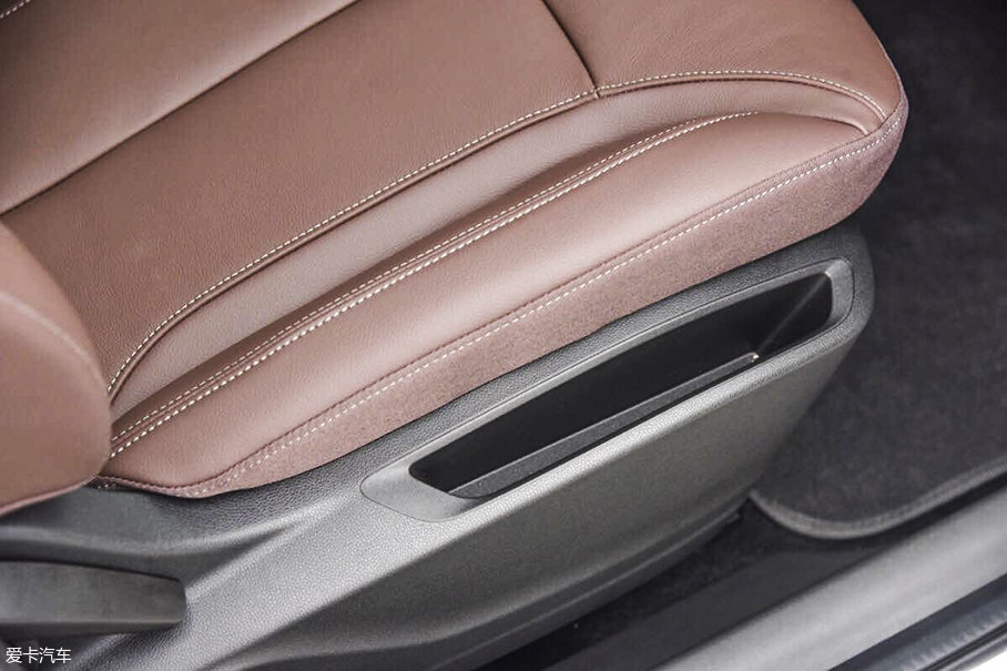 上汽通用別克GL6