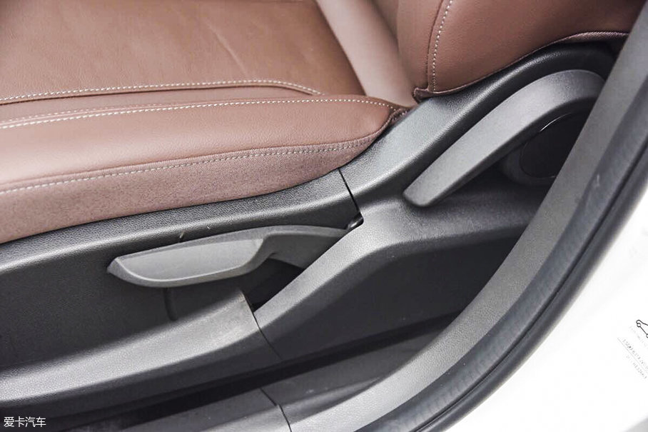 上汽通用別克GL6