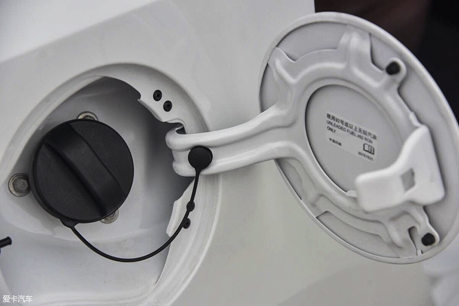 上汽通用別克GL6