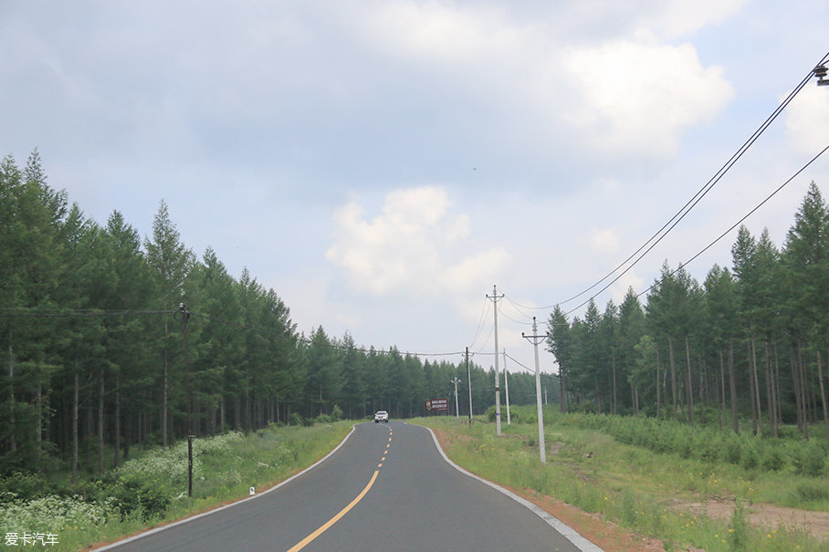 跋山涉水过草原 Jeep自由侠避暑游记