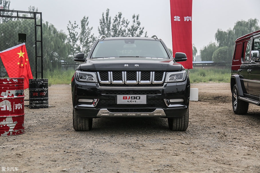 Jeep与奔驰的混合体 爱卡实拍北京BJ90