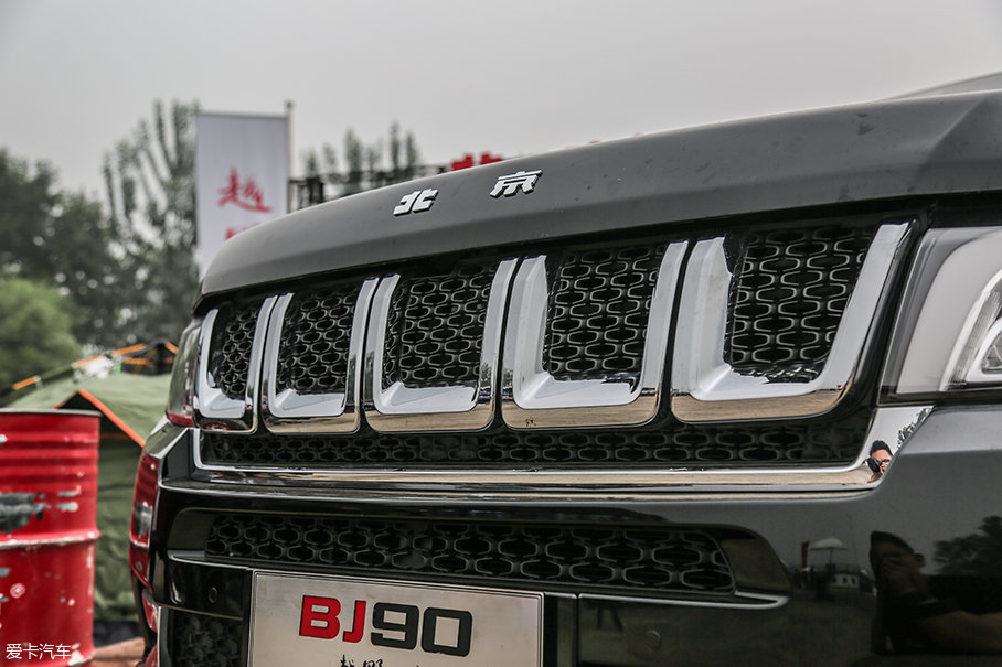 Jeep与奔驰的混合体 爱卡实拍北京BJ90