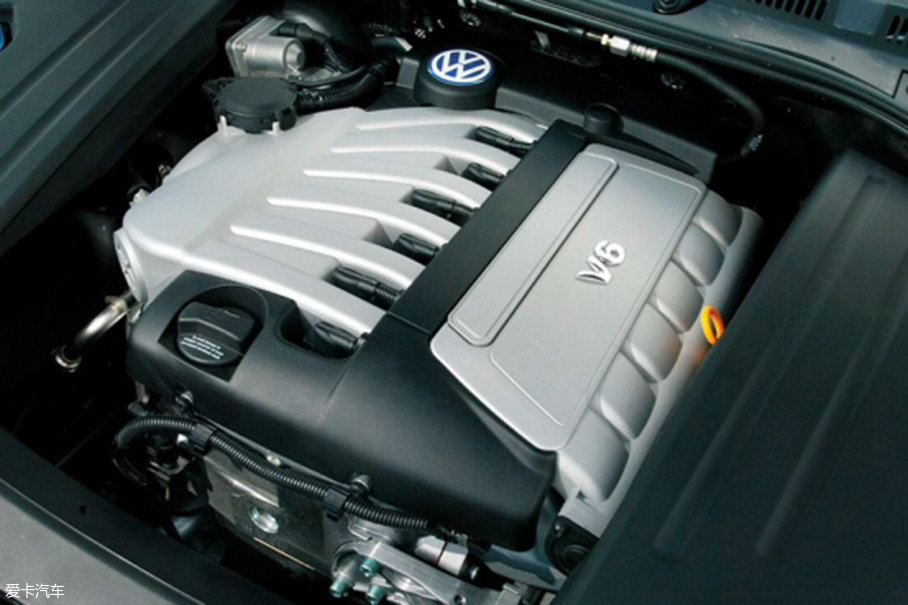 һ;˶ֲͬķ3.2L V64.2L V8ΪǵʷֱΪ162kW220Ps228kW310Ps