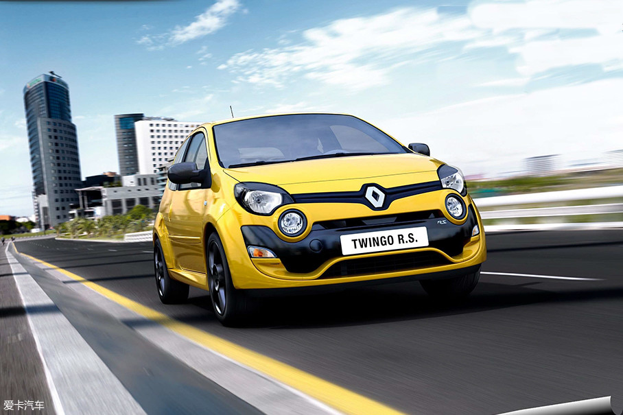 Twingoһ̨ClioСĳͣRenault SportTwingoĵڶƳ֮㿪ʼƶƻʦķ뷨£ǿŵTwingo R.S.