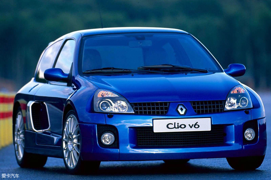 ֪װƷTWRЭ֮£Renault Sportһ̨V6˳Ciloĺϣһ̨úܸڡClio V6ɴ˵