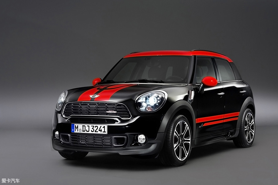 ͨ泵ȣJCW Countryman»װһ˶ϵͳЧͨȻͬټ18ϽȦļ룬JCW Countryman˶ϢŨ