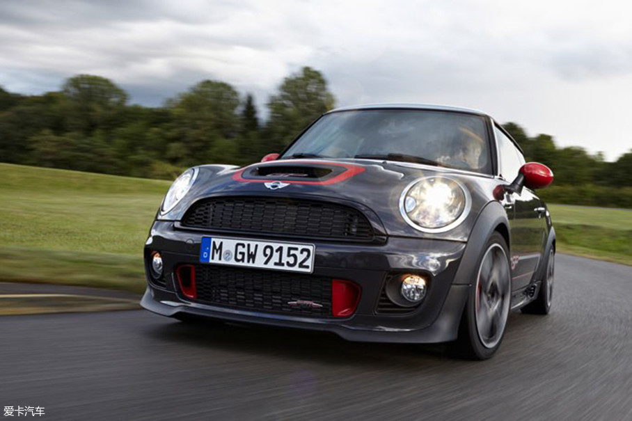 2012꣬MINĮȫ2000̨MINI JOHN COOPER WORKS GP͡ŦֱϣMINI JOHN COOPER WORKS GP8min23sȦ١