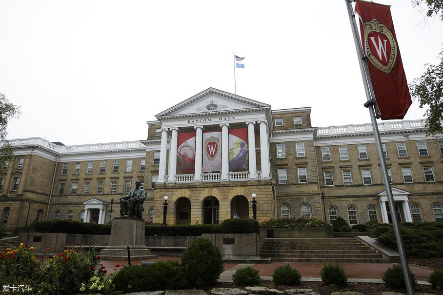 ˹ɭѧָͨ˹ɭ׸ѷе˹ɭѧѷУѧһһɶѧɵĴѧϵͳUniversity of Wisconsin System