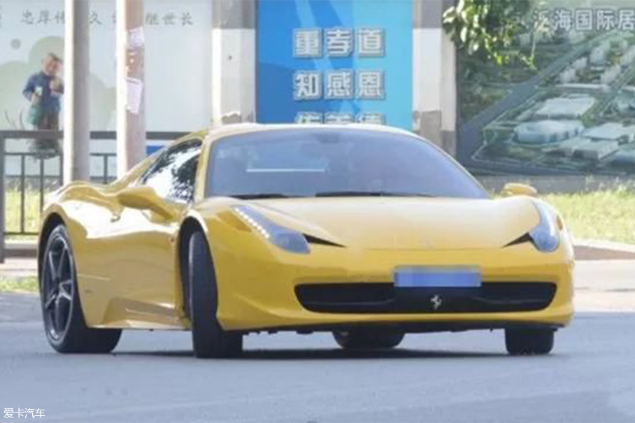 冯绍峰喜欢的车