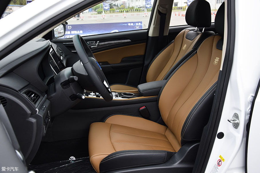 比亞迪新能源；比亞迪秦EV300；