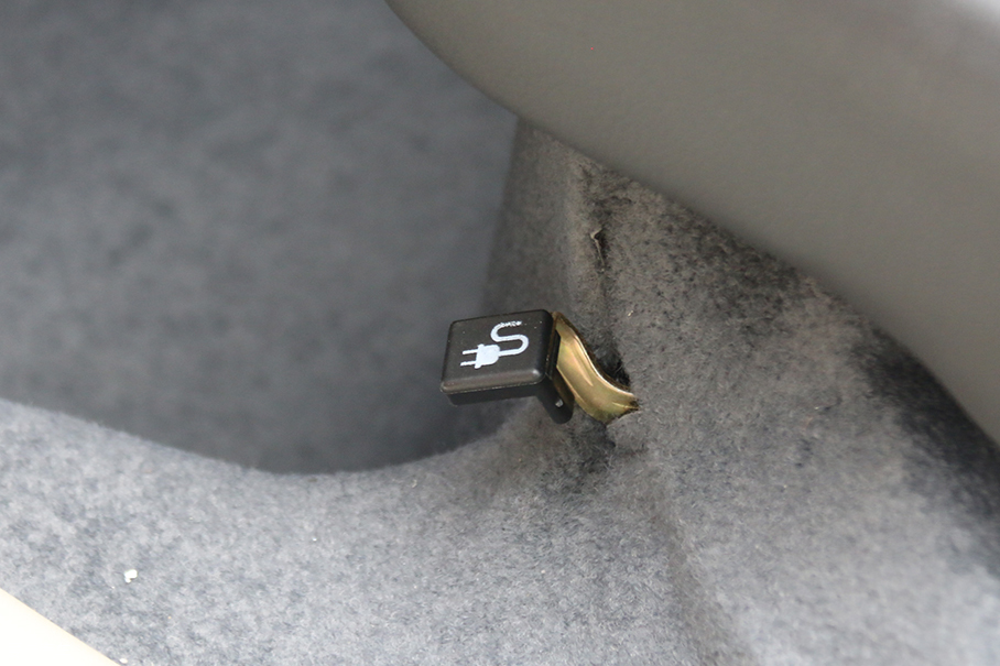 電動汽車；東風(fēng)裕隆；裕路汽車；裕路EV2