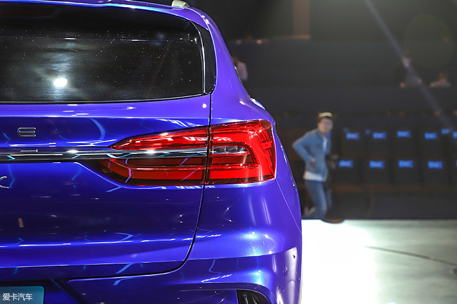 實拍榮威Marvel X