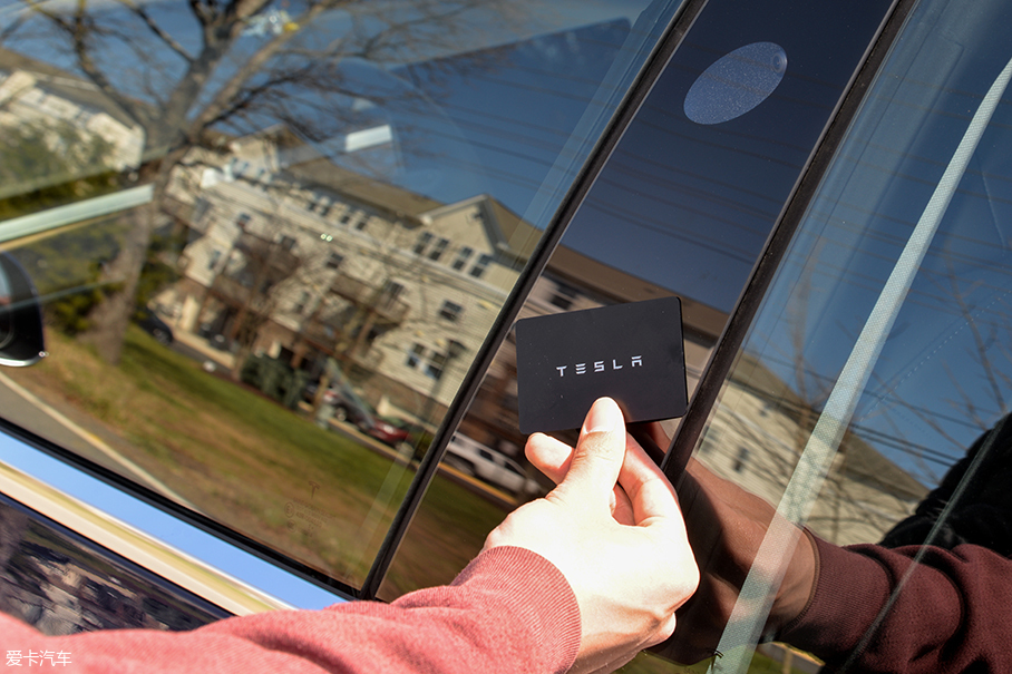 試駕特斯拉Model 3