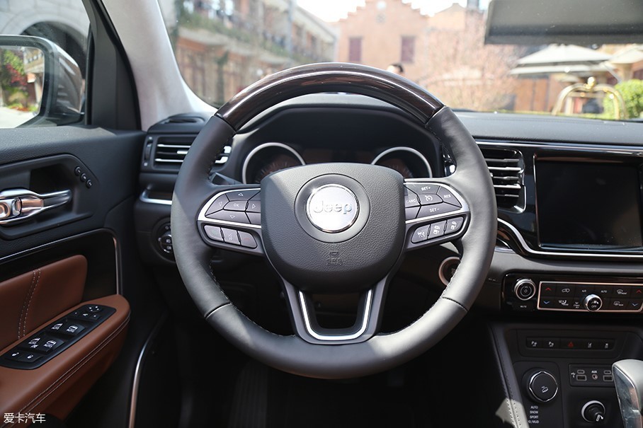 廣汽菲克Jeep大指揮官