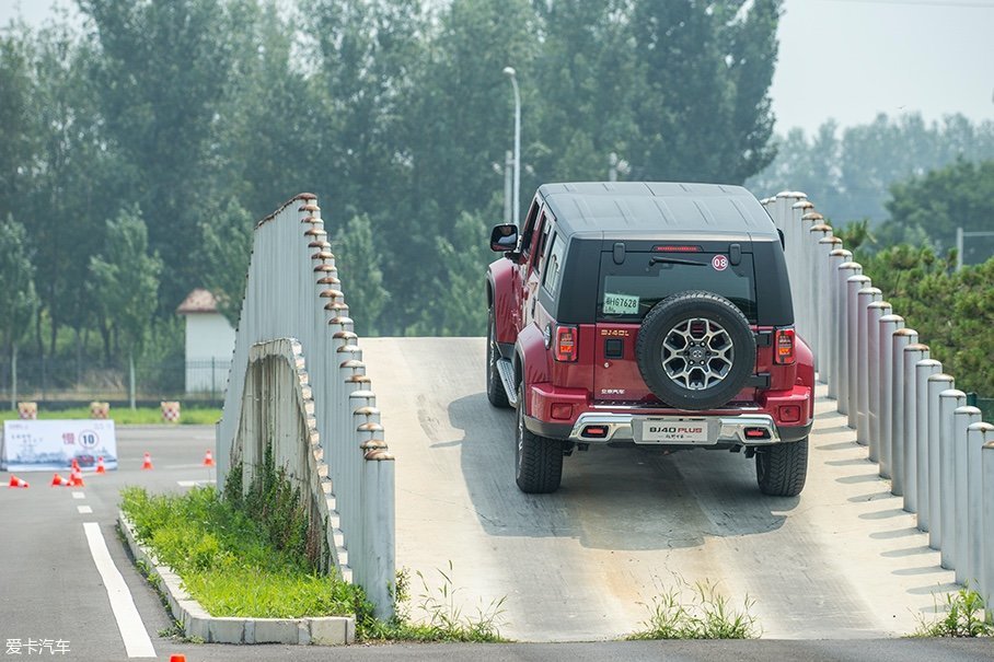 北京汽车2018款BJ40