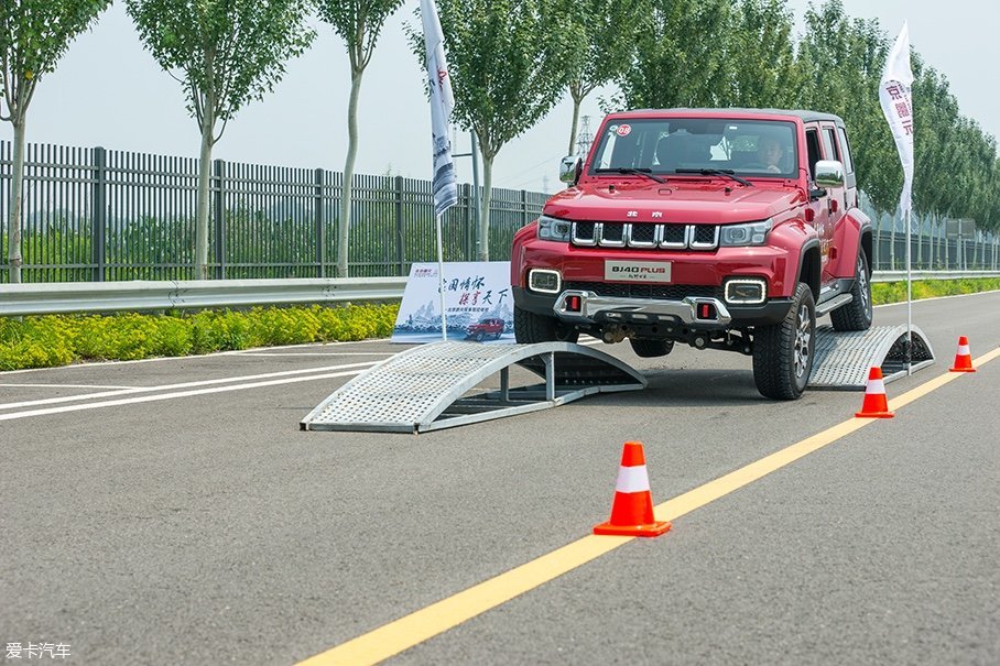 北京汽车2018款BJ40