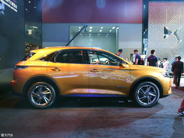 DS 7 CROSSBACK