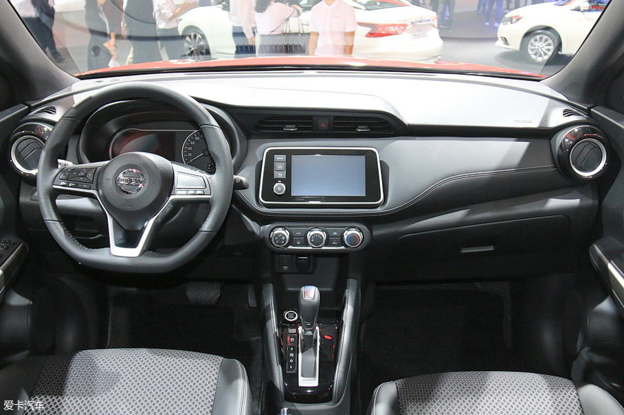 CX-3 對(duì)比 勁客