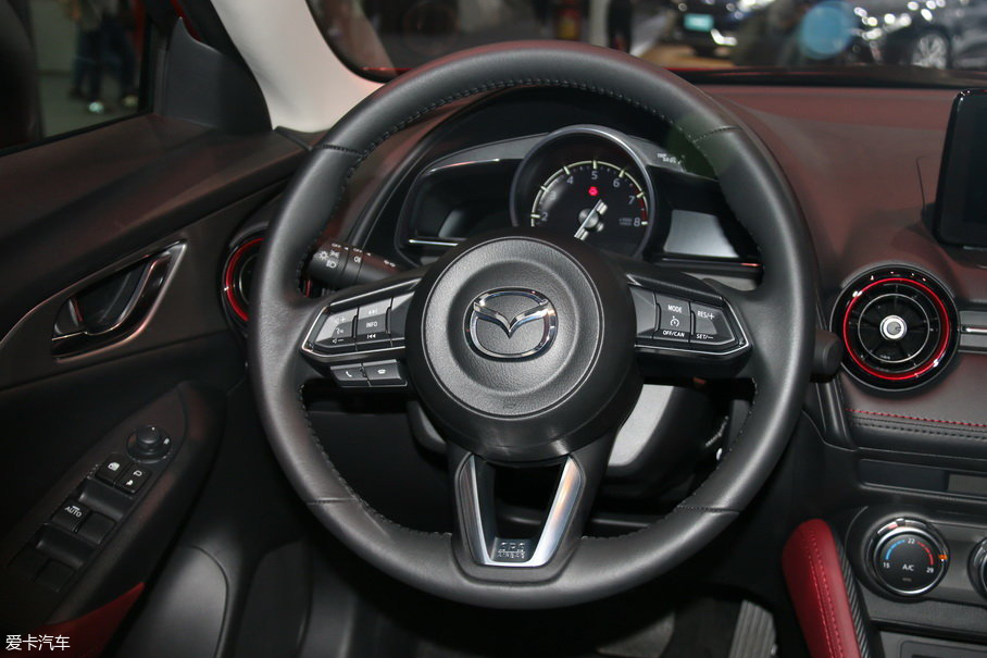 CX-3 對(duì)比 勁客