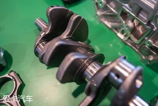 东风1.0T发动机