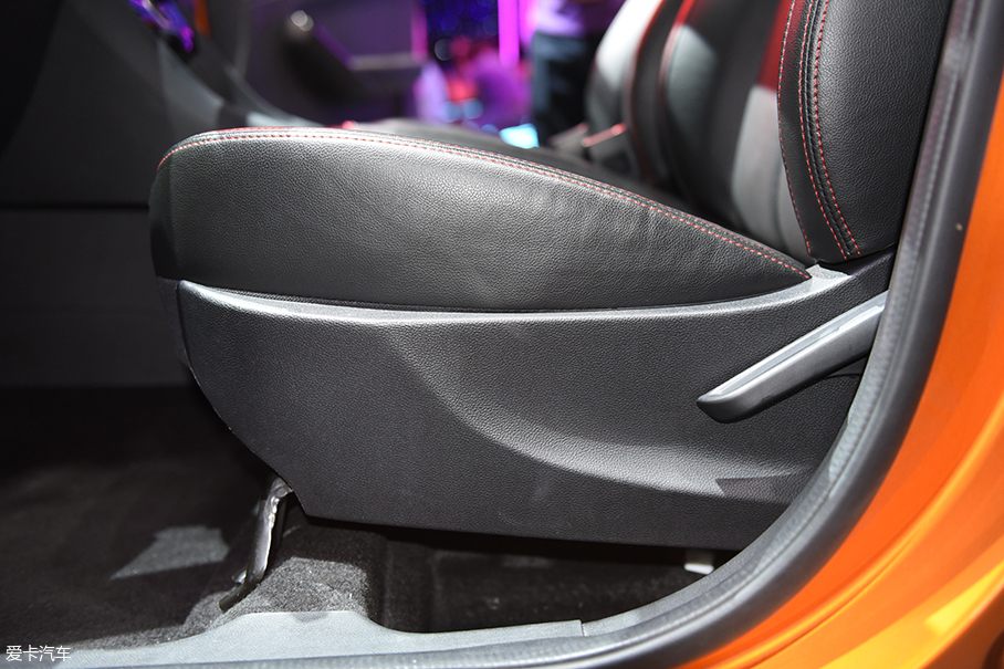 哪吒N01;哪吒汽車;合眾新能源