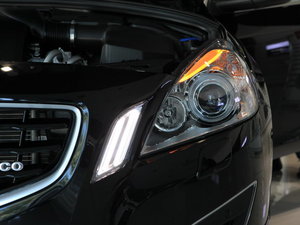 20133.0 T6 R-Design \Ӱ ^