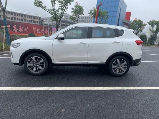 爱卡汽车 紧凑型suv 哈弗h6 2021款 第二代 1.5t 自动冠军版