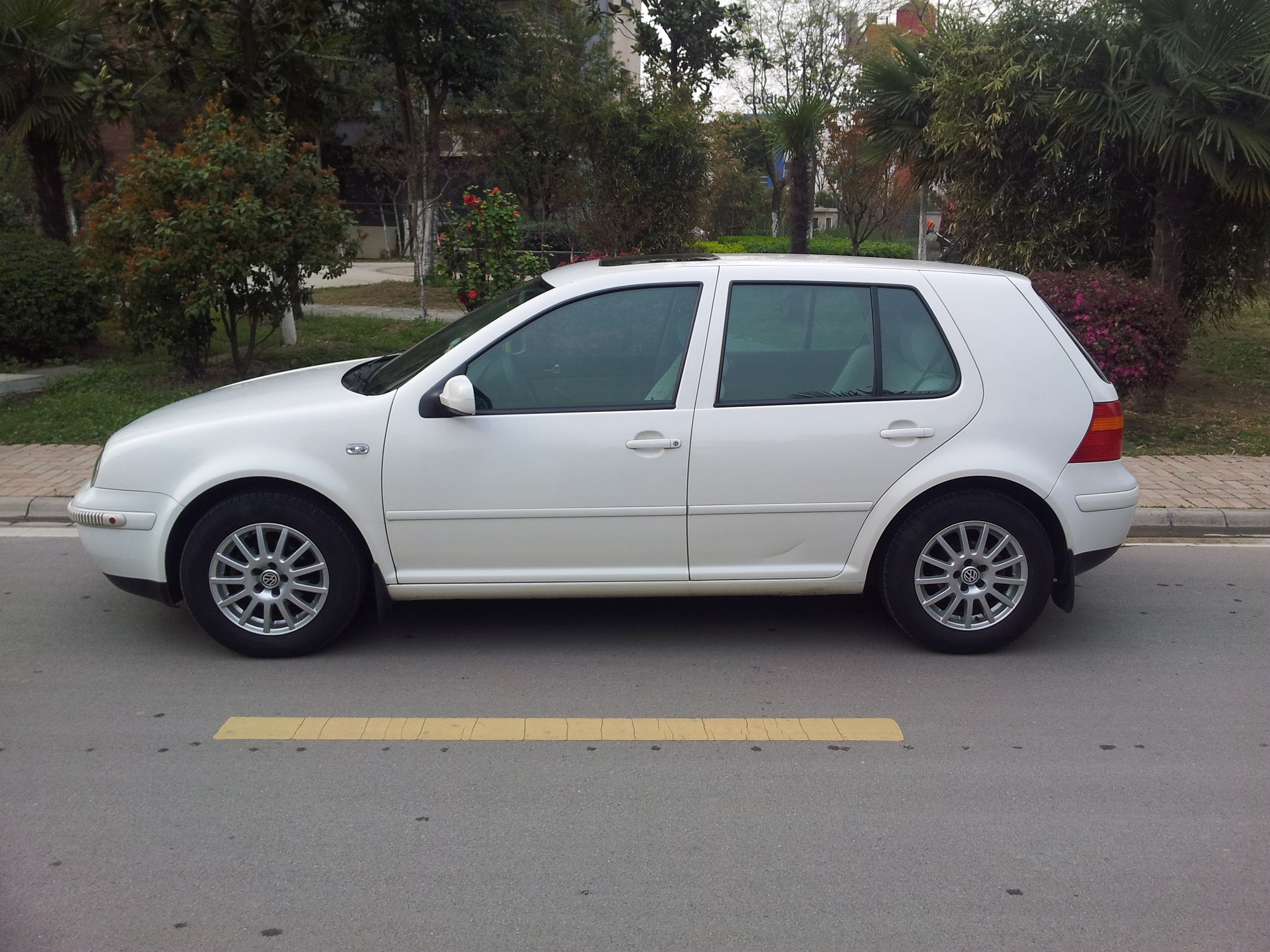 大众 高尔夫 2004款 1.6l 手动舒适版